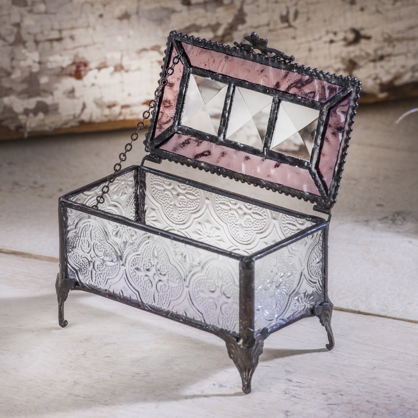 Box 514 Clear Vintage, Pink Rose and Bevels Glass Box