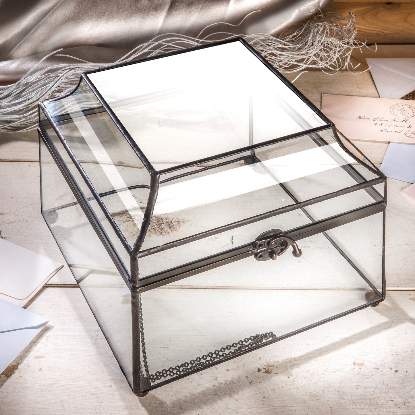 Box 600 Glass Display Box - Curved Glass