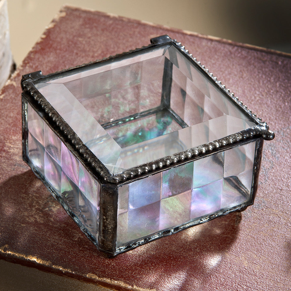 Box 333 Clear Cube Glass Box