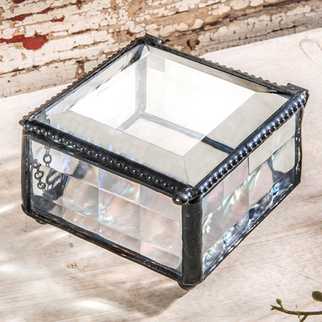 Box 333 Clear Cube Glass Box