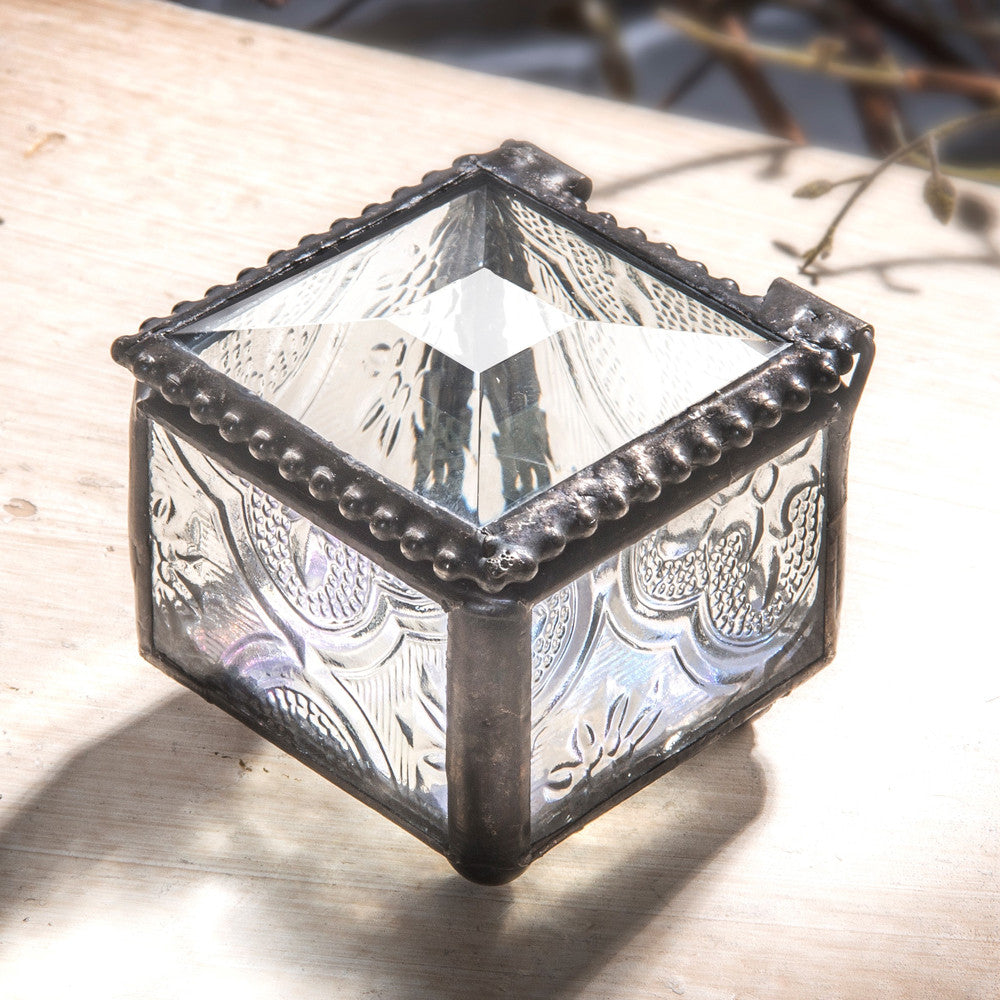 Box 522 Clear Vintage Ring Box
