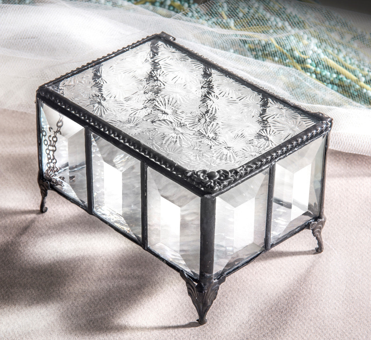 Box 762 Clear Florentine and Bevels Glass Box