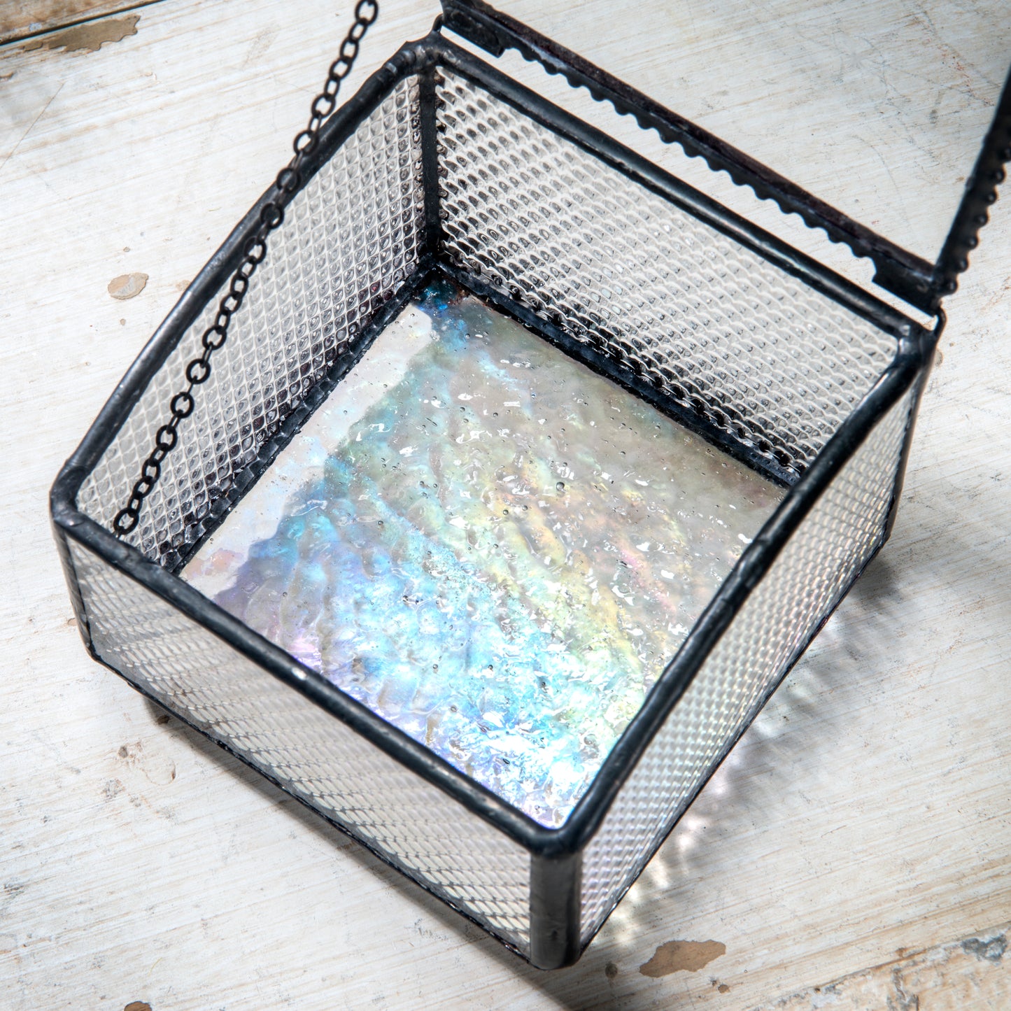 Box 924 Clear Honeycomb Glass with Curved Top