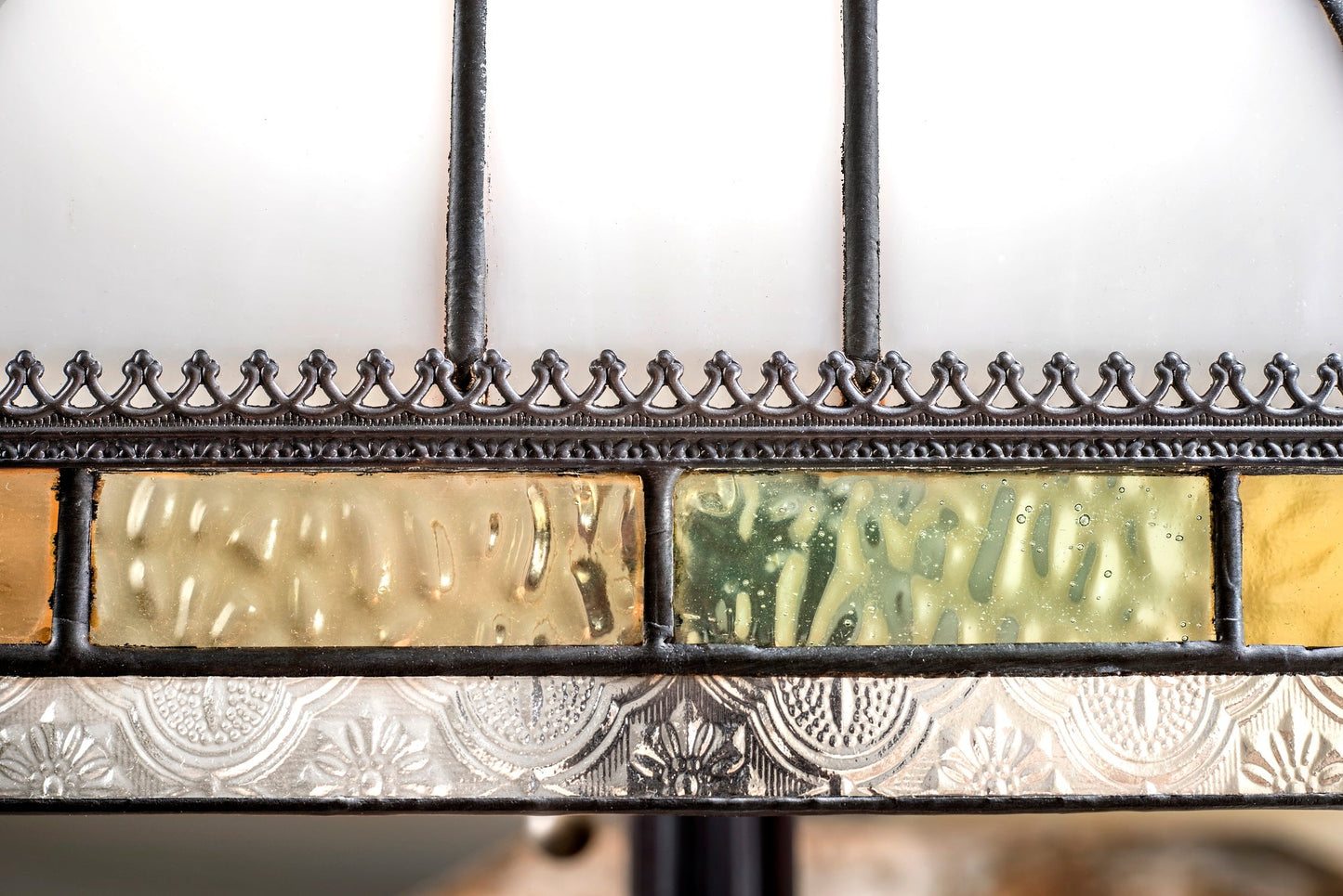 Lam 714 TB Ivory Opal Trimmed with Pastel Amber and Green Mission Lamp