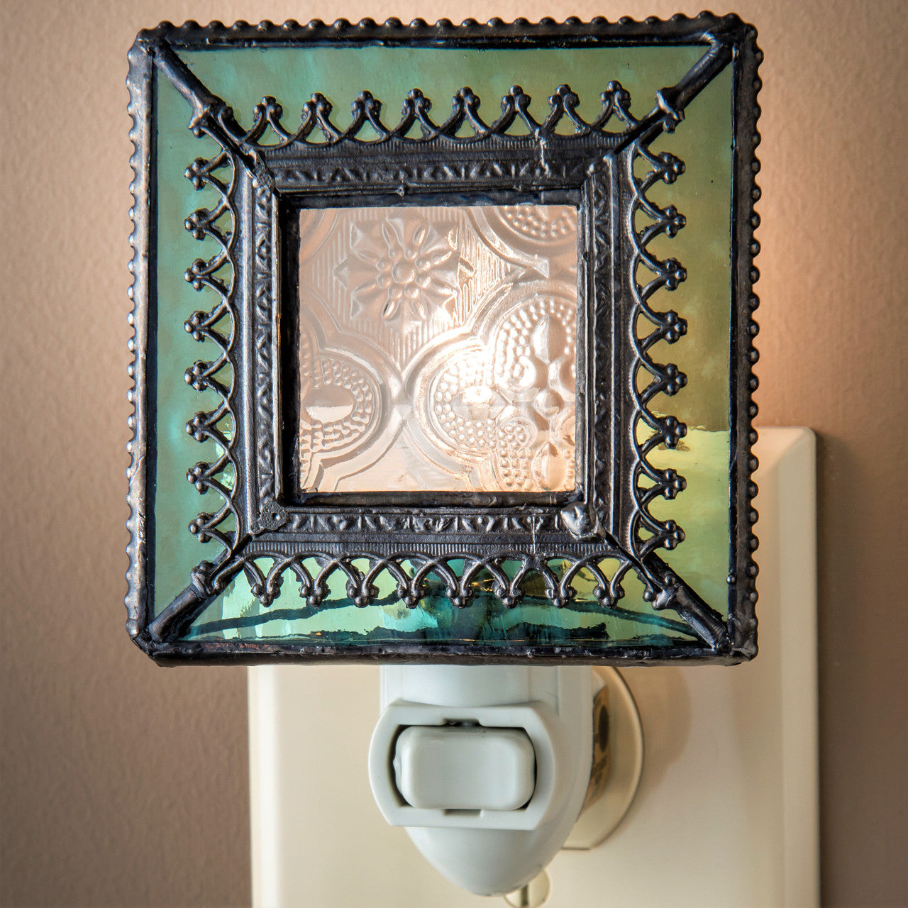 Ntl 166 Windsor Blue Night ight with Filigree Accent