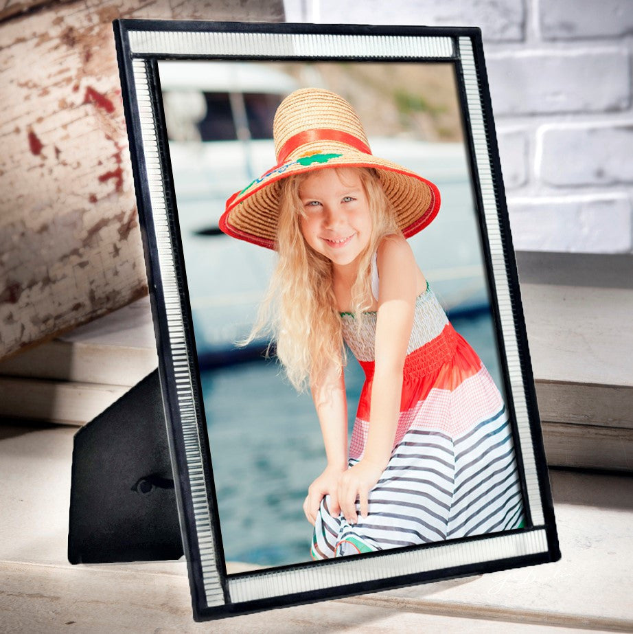 Pic 322 Clear Fluted Glass - Easel Back Frame Series