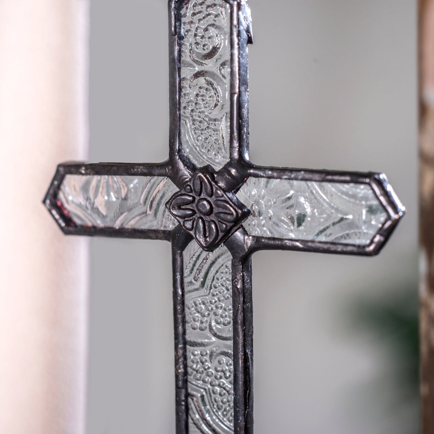 ORN 183-2 Small Vintage Cross Ornament