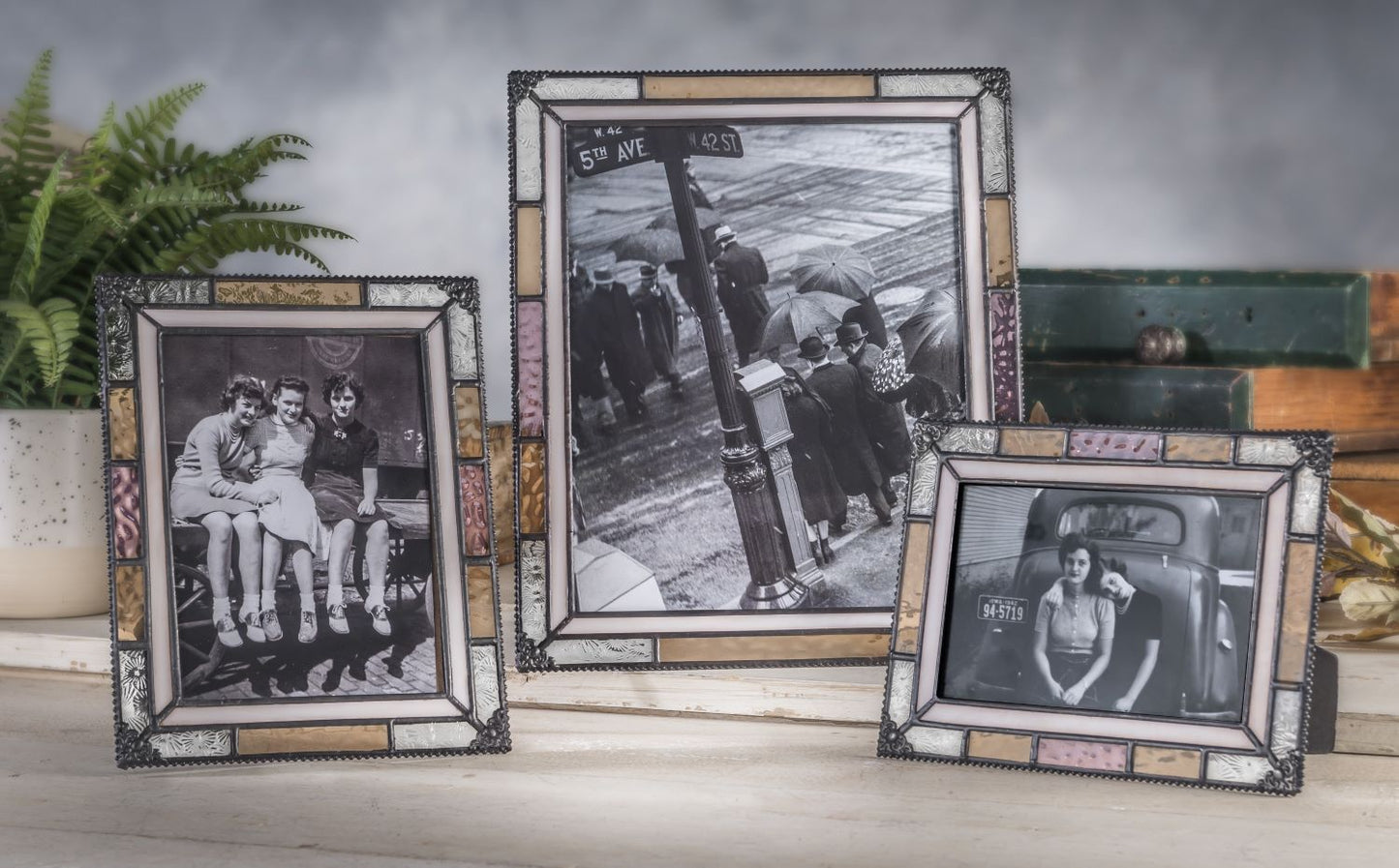 Pic 454 Ivory, Peach and Florentine Easel Back Series Spring Decor